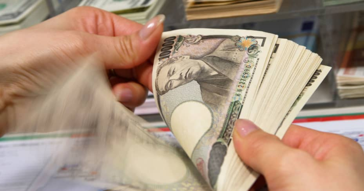 The Japanese yen strengthens, trading at 149.085 per dollar and reaching a high of 148.51 overnight—its strongest since mid-March. 

Image Source: CNBC 